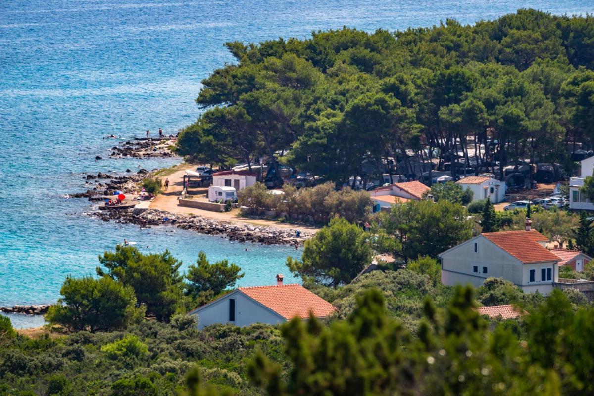 Caravan Near The Sea 2 Ugljan Exterior photo